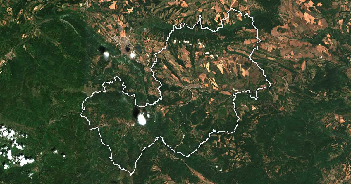 Imagine din satelit cu limita trasată: Mezdra