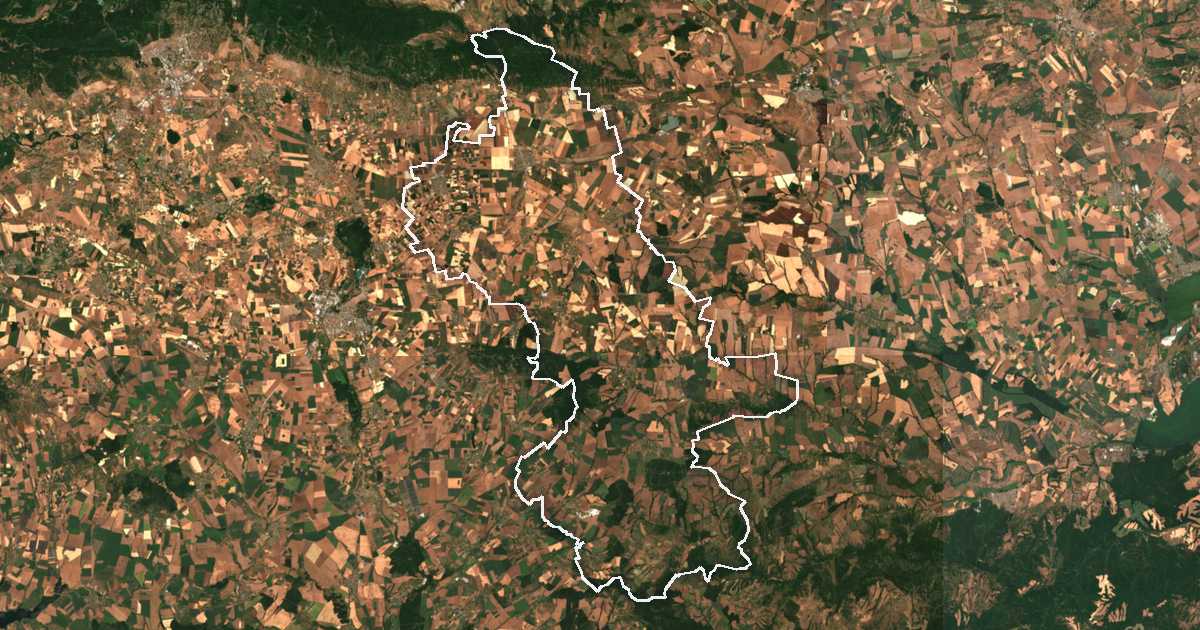 Imagine din satelit cu limita trasată: Straldja