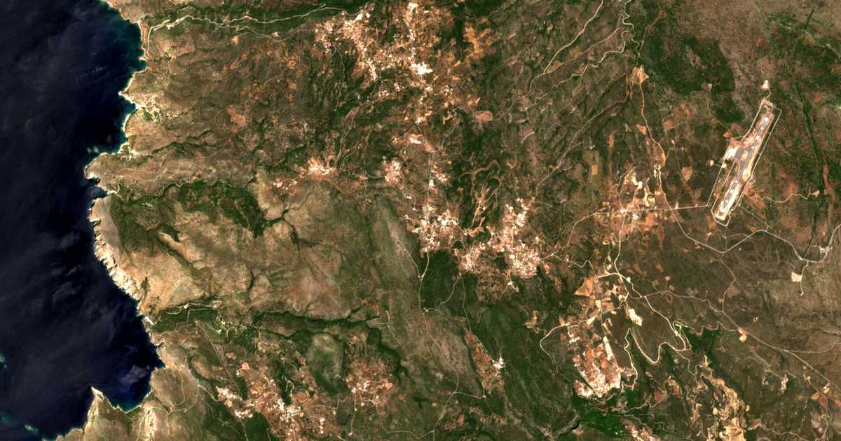Hartă satelitară: Aroniádika
