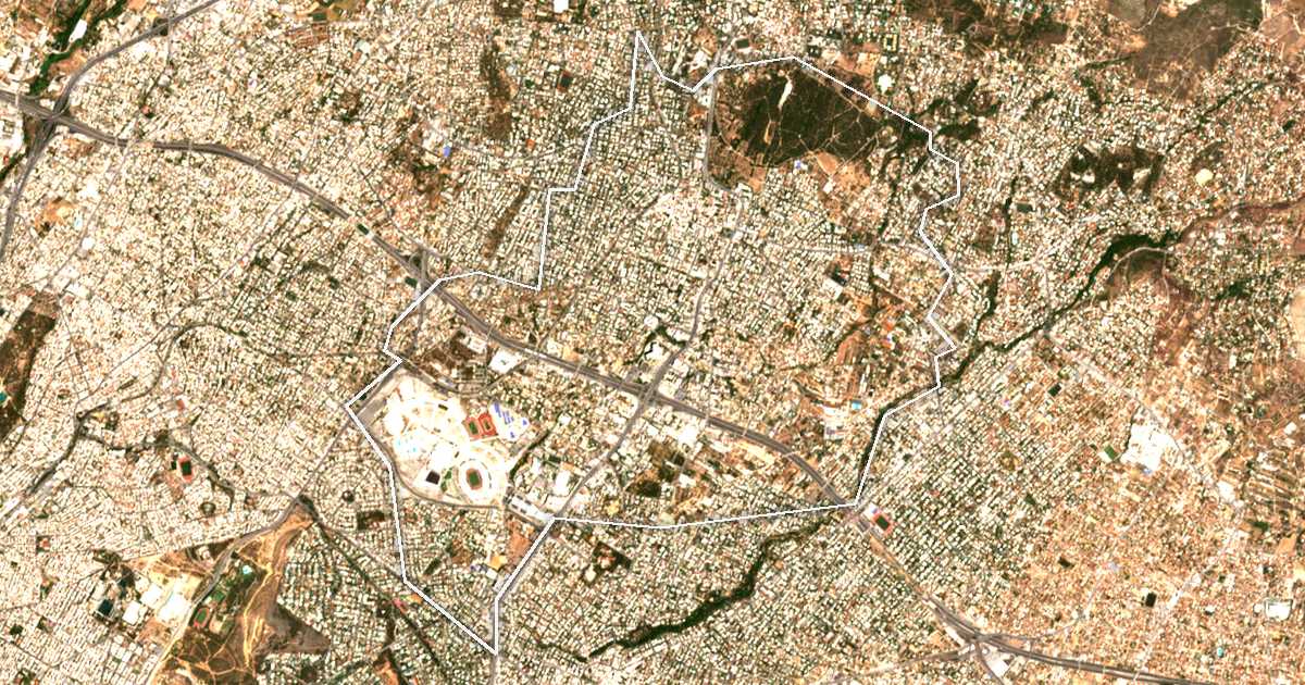 Imagine din satelit cu limita trasată: Amarousion