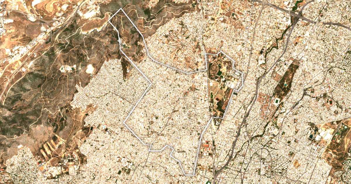 Imagine din satelit cu limita trasată: Ilion