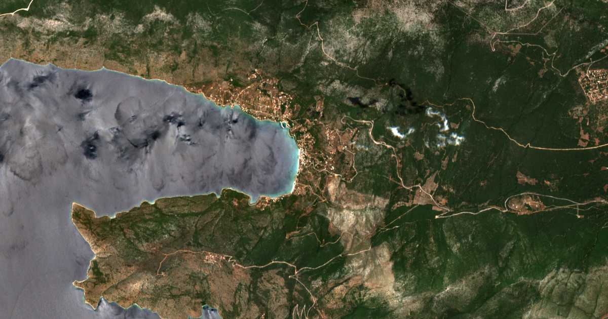 Hartă satelitară: Aigósthena