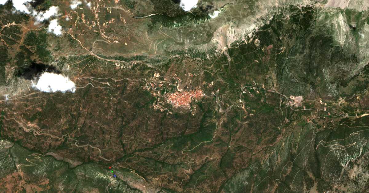 Hartă satelitară: Arachova