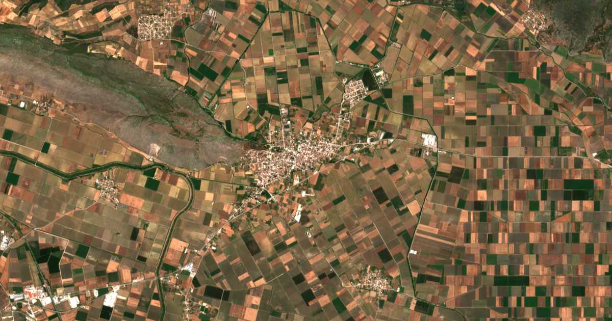 Hartă satelitară: Orchomenos