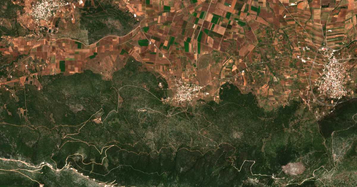 Hartă satelitară: Plataiaí