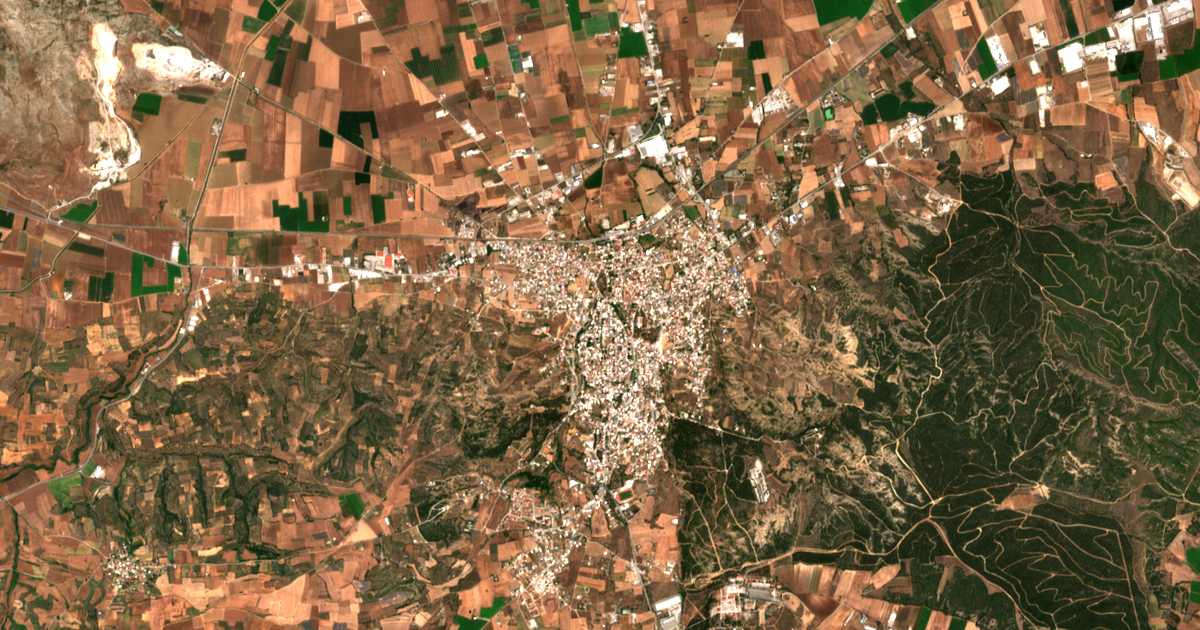 Hartă satelitară: Teba