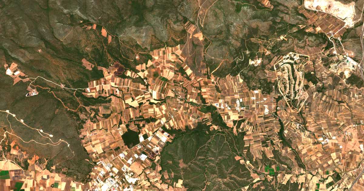 Hartă satelitară: Ritsóna