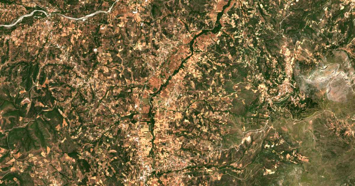 Hartă satelitară: Pyrgíon