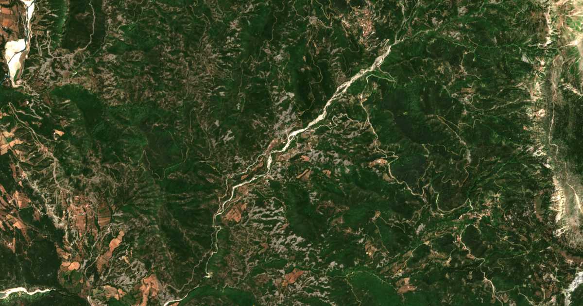 Hartă satelitară: Káto Potamiá