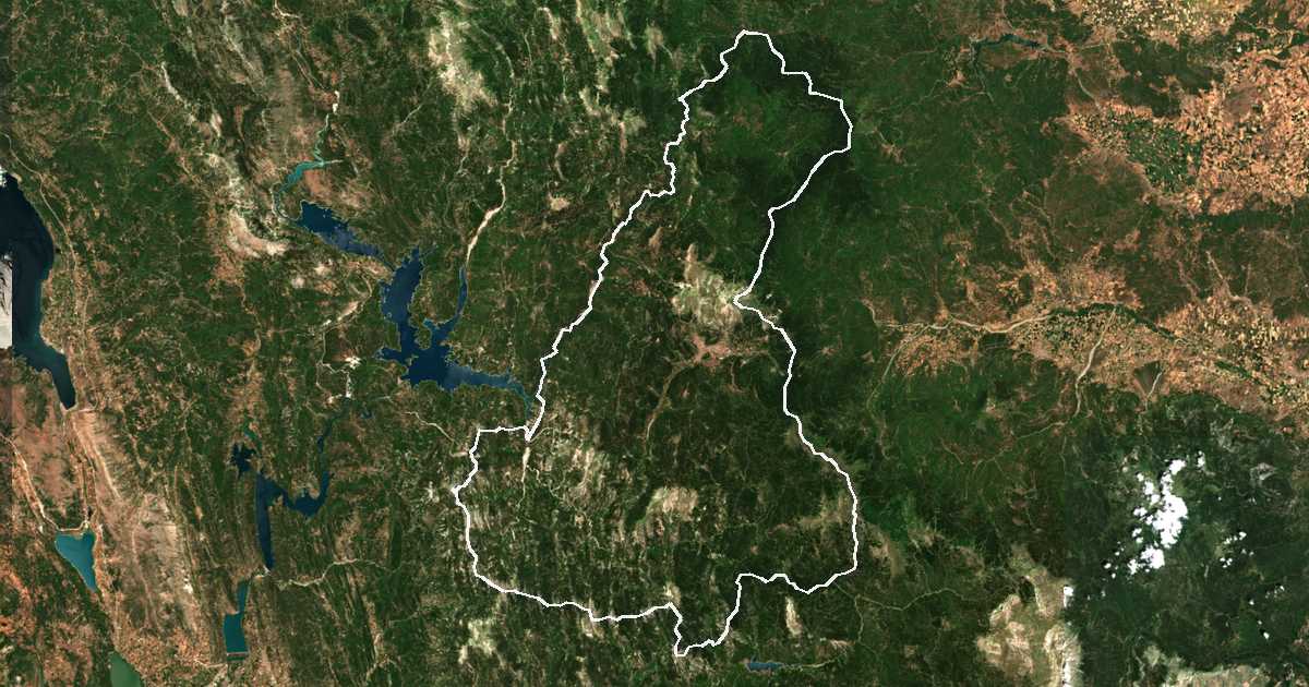 Imagine din satelit cu limita trasată: Dímos Karpenisíou