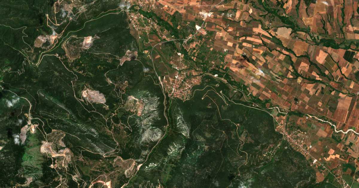Hartă satelitară: Gravia