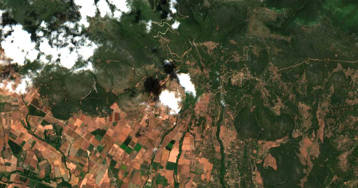 Hartă satelitară: Drymaía
