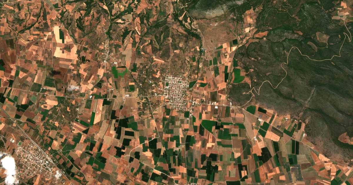 Hartă satelitară: Eláteia