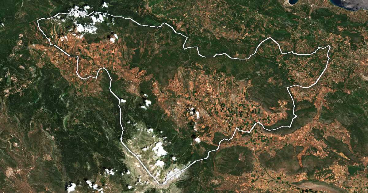 Imagine din satelit cu limita trasată: Dímos Amfíkleias - Eláteias