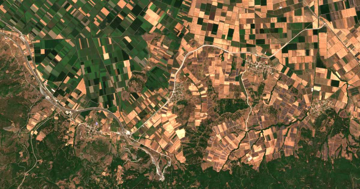 Hartă satelitară: Koromiléa