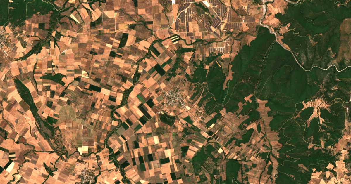 Hartă satelitară: Mantasiá