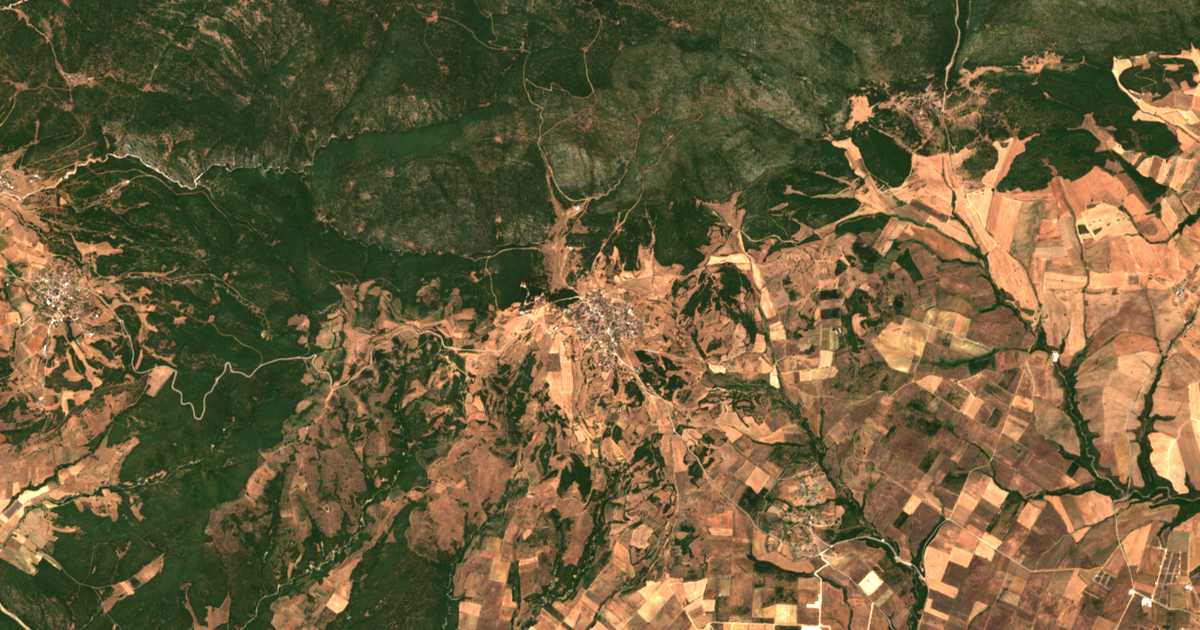 Hartă satelitară: Petrotón
