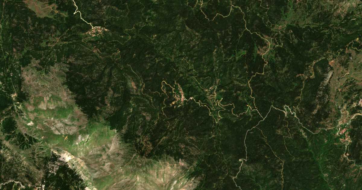 Hartă satelitară: Dáfni
