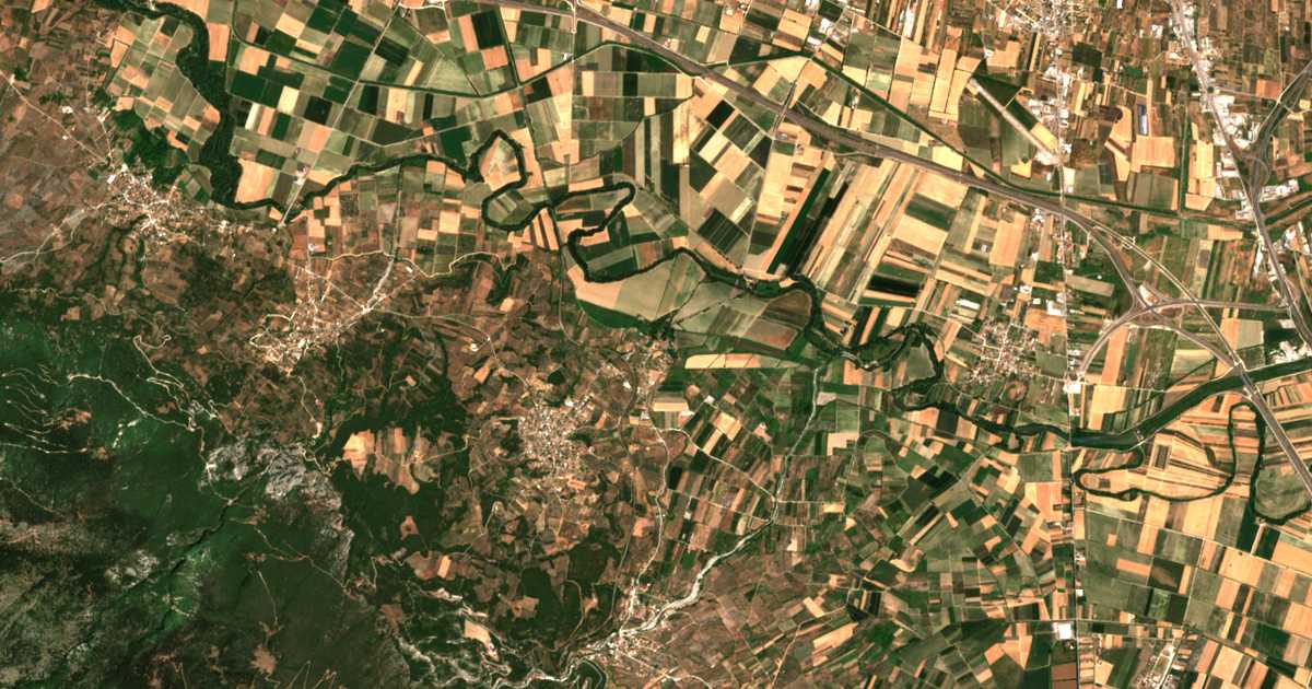 Hartă satelitară: Ydrómylos