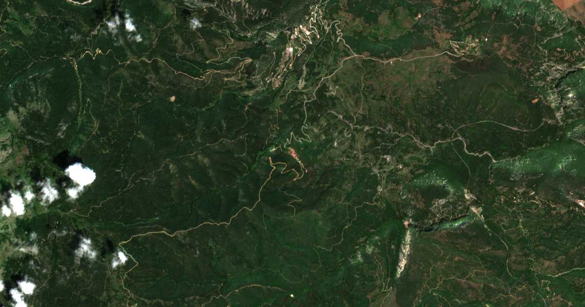 Hartă satelitară: Koumarítsion