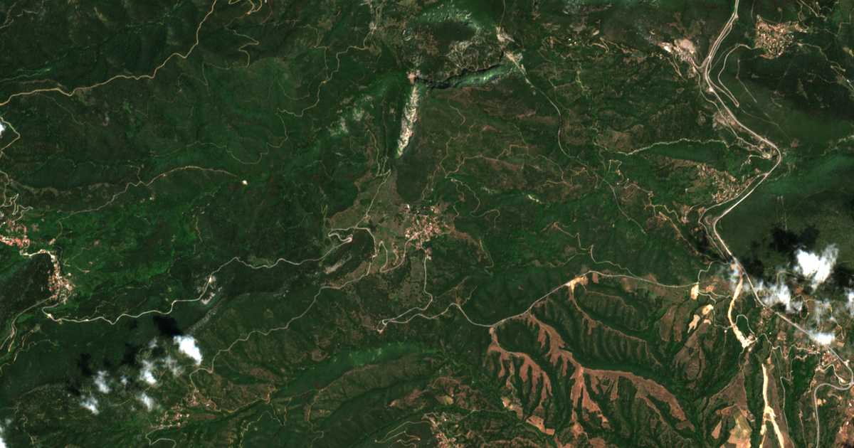 Hartă satelitară: Oíti
