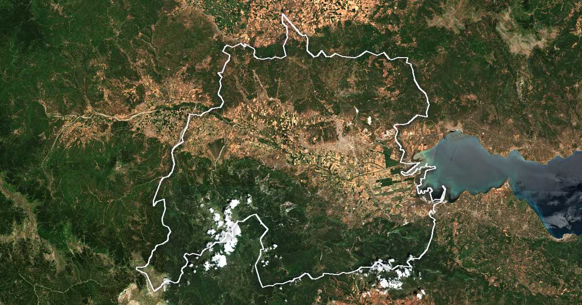 Imagine din satelit cu limita trasată: Dímos Lamiéon