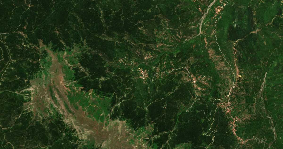 Hartă satelitară: Pougkákia