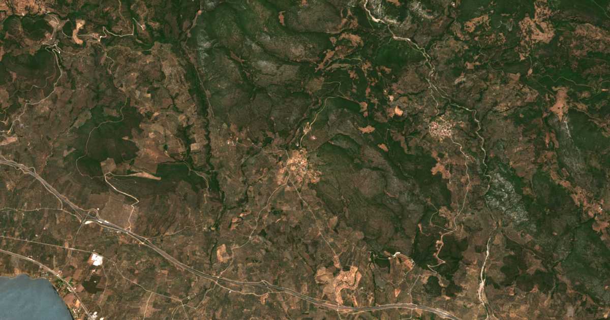 Hartă satelitară: Ánydron
