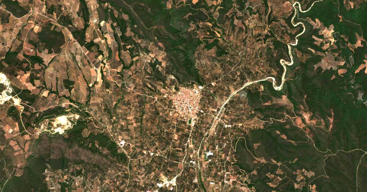 Hartă satelitară: Ormýlia