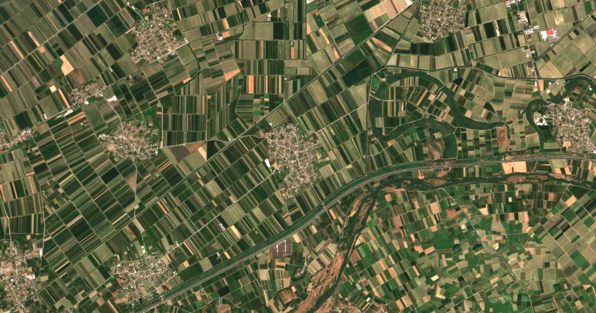 Hartă satelitară: Loutrós