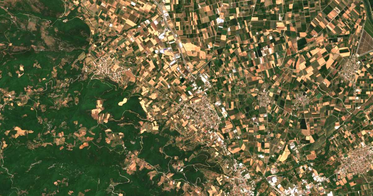 Hartă satelitară: Ágios Nikólaos