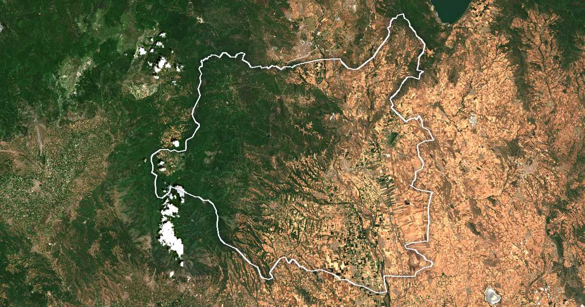 Imagine din satelit cu limita trasată: Paionia
