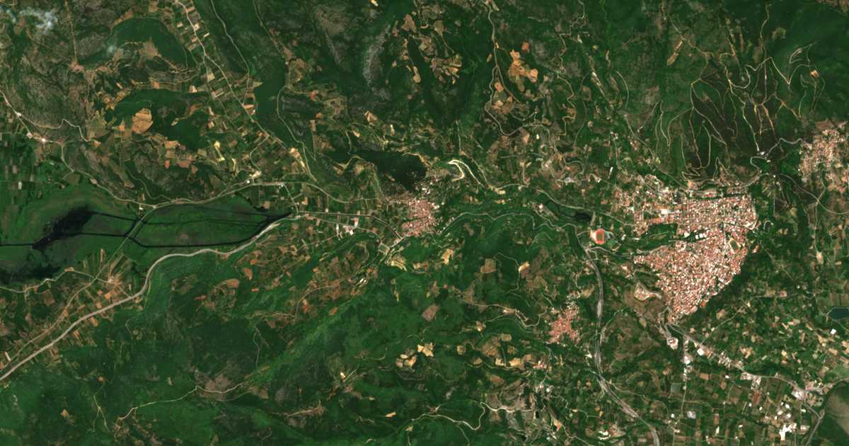 Hartă satelitară: Ágras