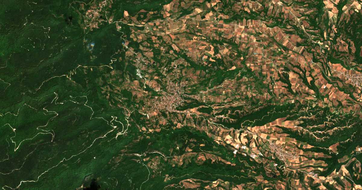 Hartă satelitară: Ritíni