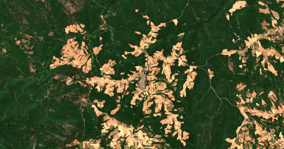 Hartă satelitară: Ryákia