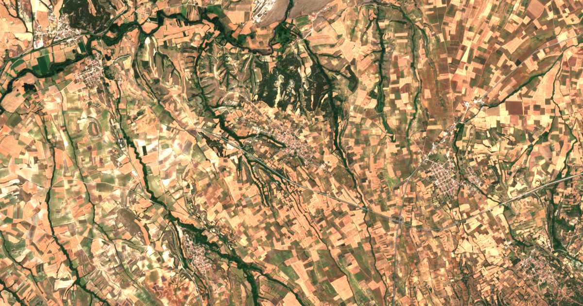 Hartă satelitară: Krinís