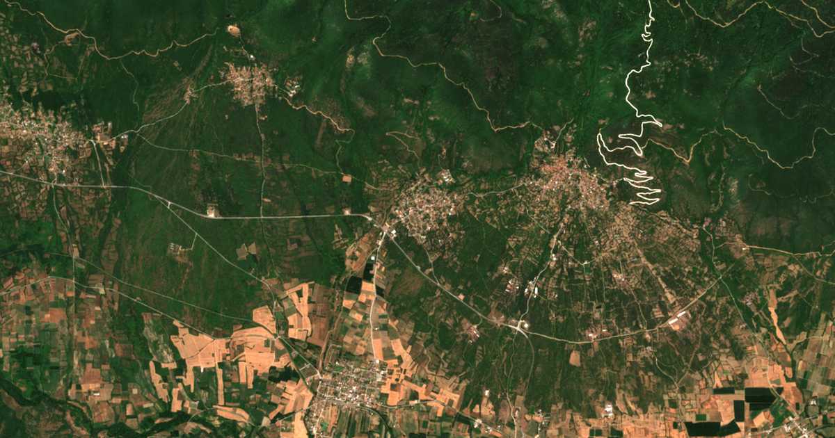 Hartă satelitară: Káto Poróia