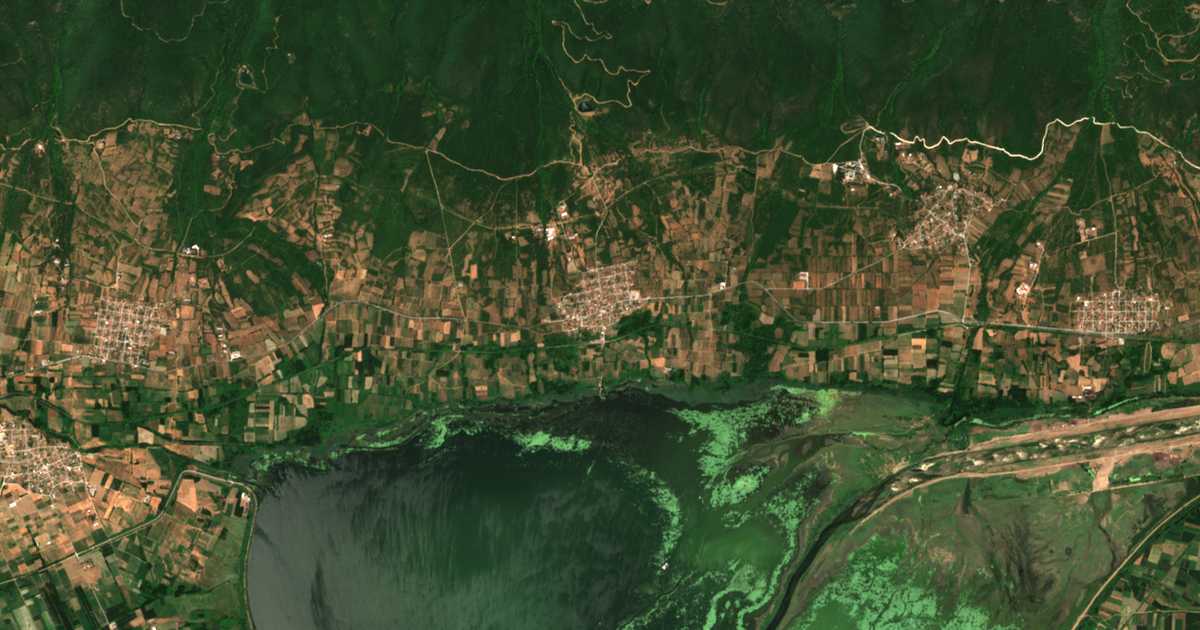 Hartă satelitară: Mandrákion