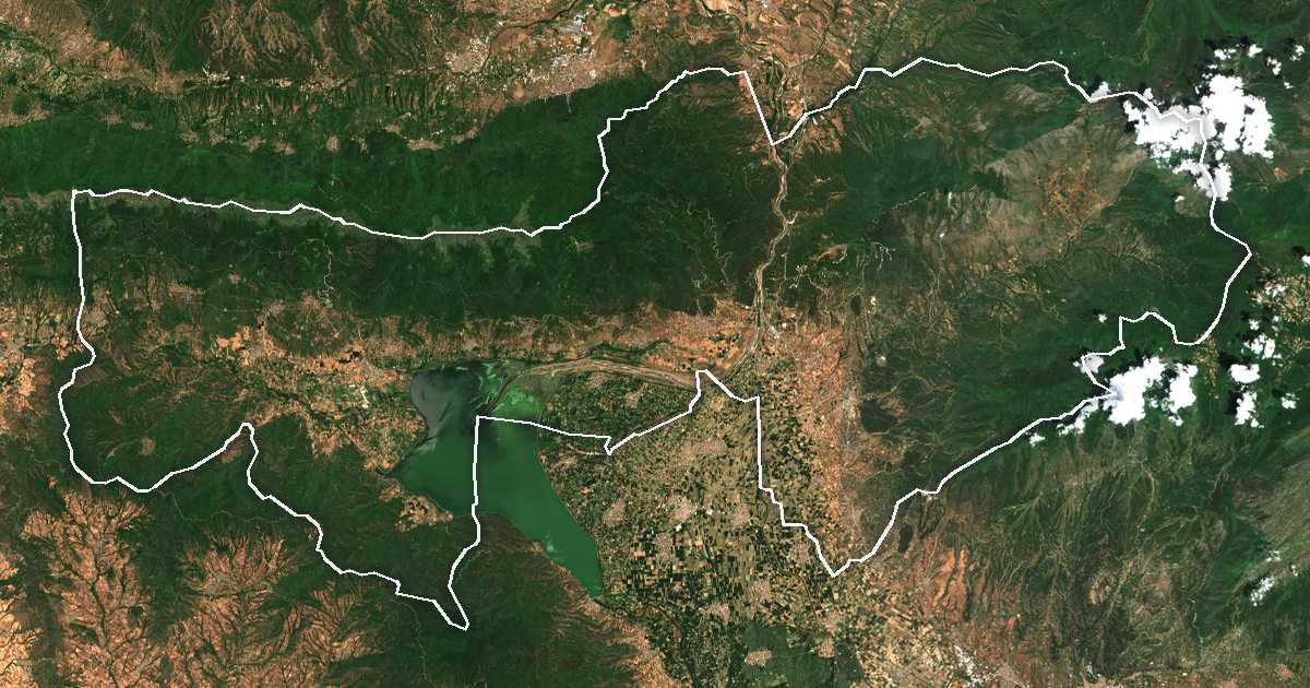 Imagine din satelit cu limita trasată: Dímos Sintikís