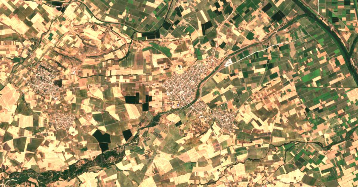 Hartă satelitară: Mavrothálassa