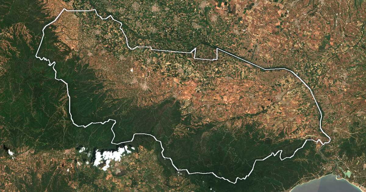 Imagine din satelit cu limita trasată: Dímos Visaltías