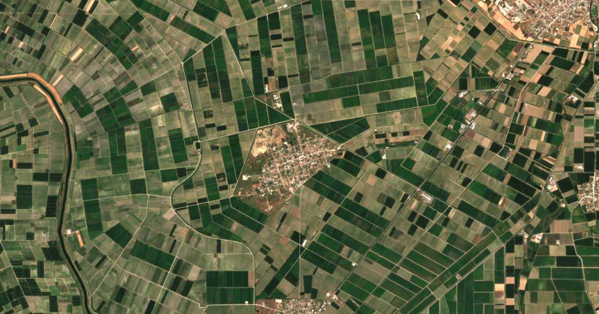 Hartă satelitară: Mikrón Monastírion
