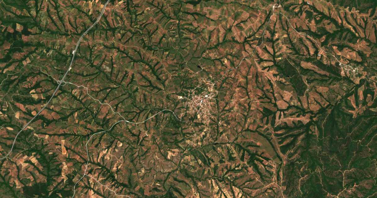 Hartă satelitară: Xylópolis