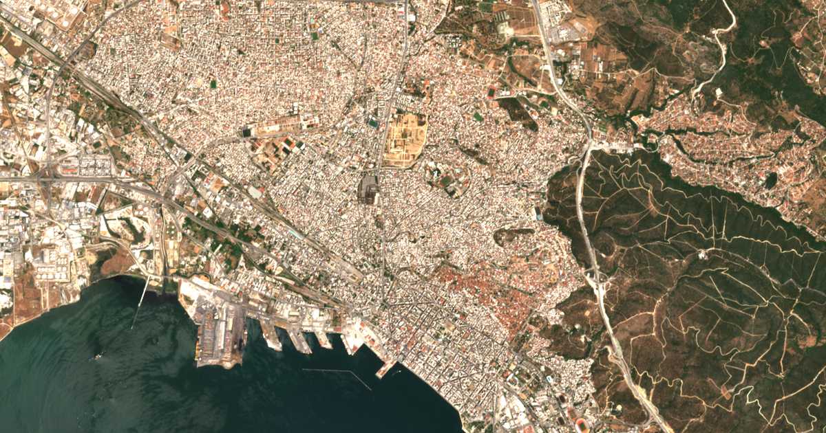 Hartă satelitară: Neapoli