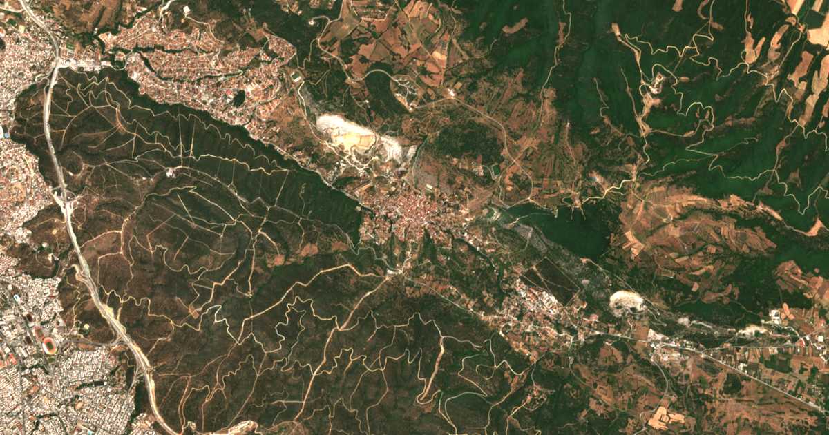 Hartă satelitară: Asvestochórion