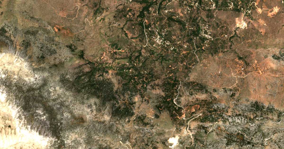 Hartă satelitară: Vatoudiáris