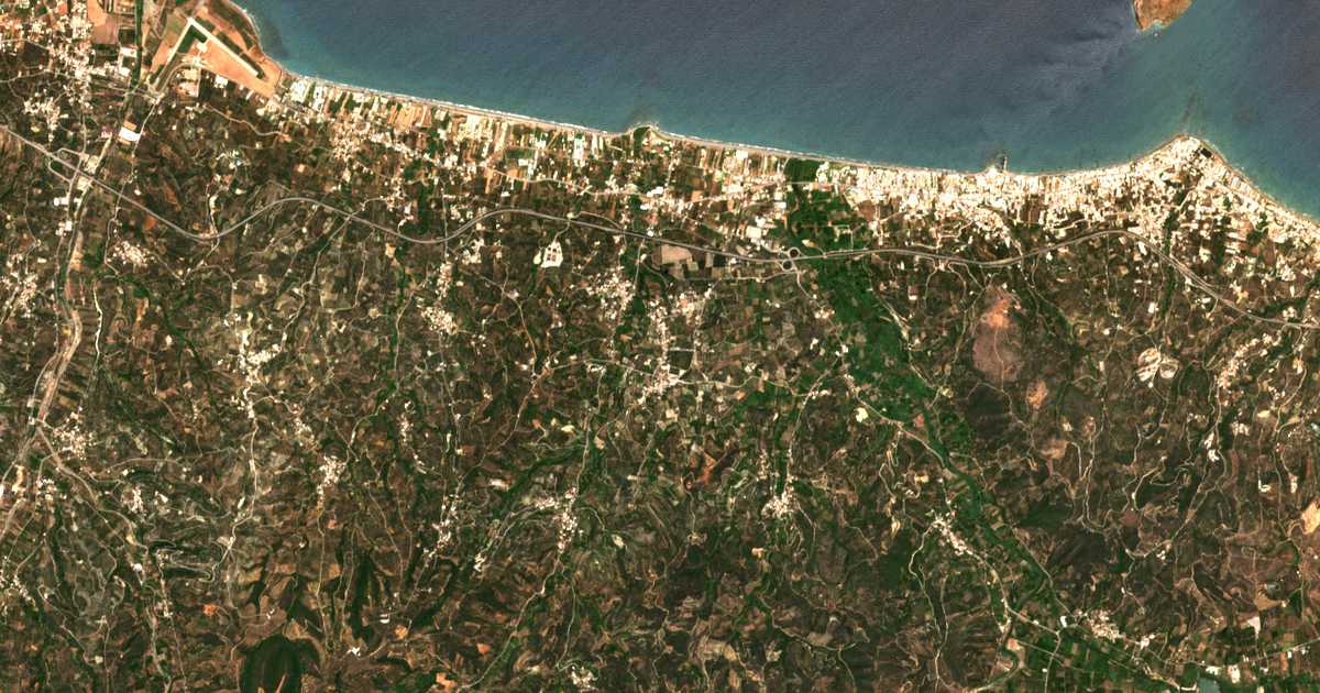 Hartă satelitară: Módion