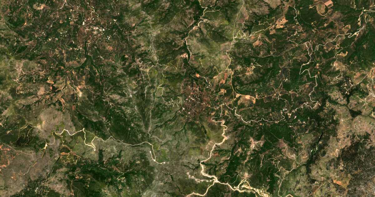 Hartă satelitară: Sémpronas