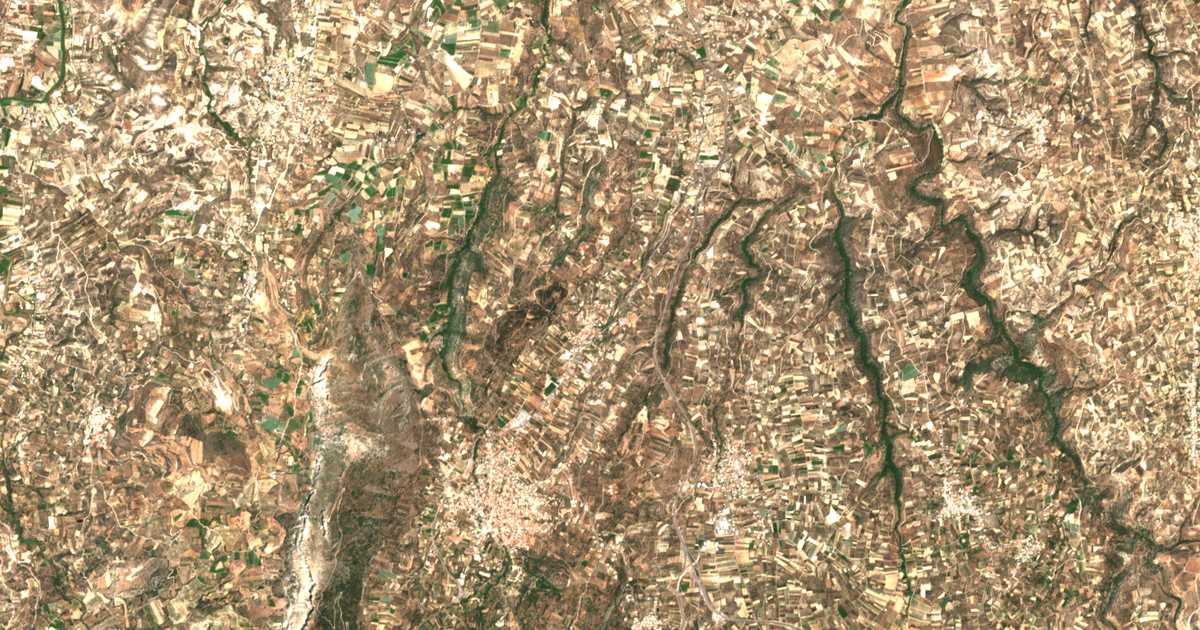 Hartă satelitară: Káto Archánai