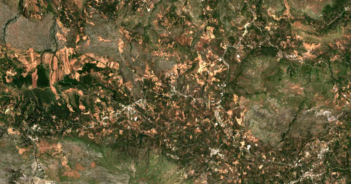Hartă satelitară: Ágios Vasíleios